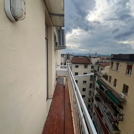 Pp-panoramic - Vicino A Stazione Ed Aeroporto Apartment *
